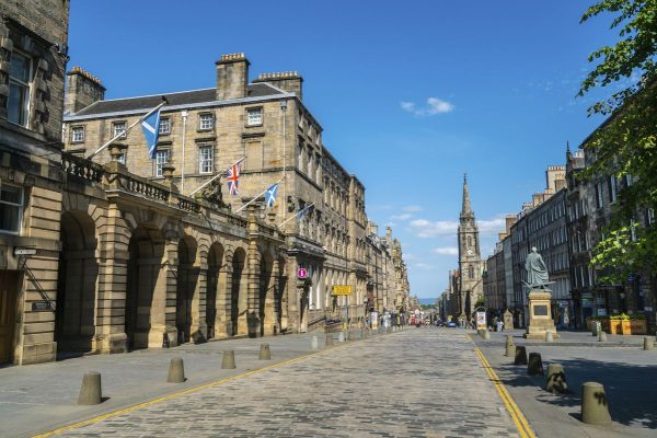 The Must-Haves of Edinburgh! (Guided in French) - Image 4