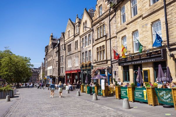 The Must-Haves of Edinburgh! (Guided in French) - Image 3