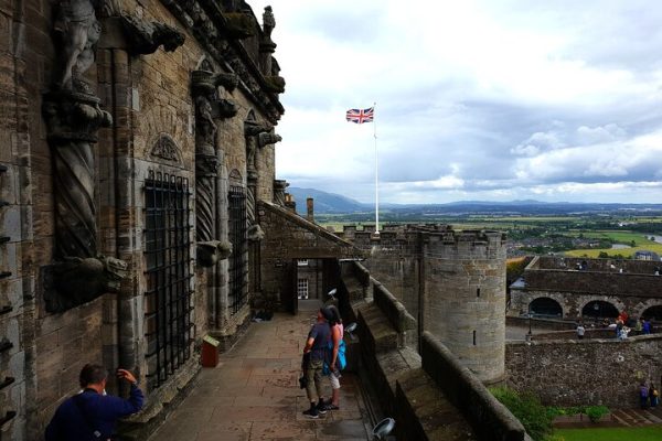 Loch Lomond, Dumbarton and Stirling Castle, Luxury Private Tour - Image 5