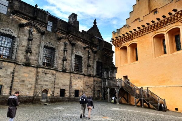 Loch Lomond, Dumbarton and Stirling Castle, Luxury Private Tour - Image 4
