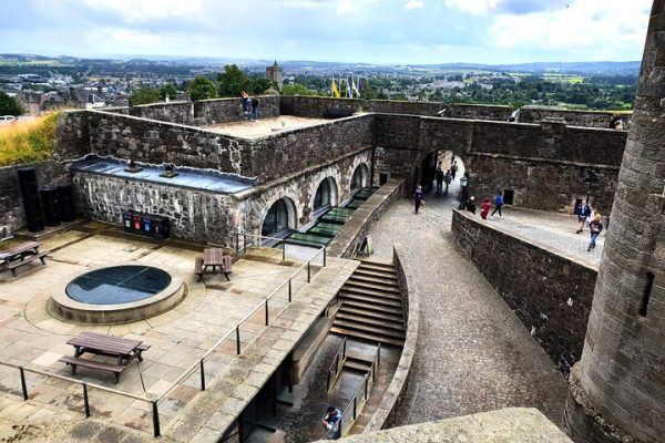 Loch Lomond, Dumbarton and Stirling Castle, Luxury Private Tour - Image 3
