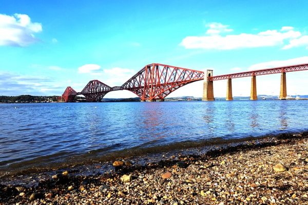 Loch Lomond, Dumbarton and Stirling Castle, Luxury Private Tour - Image 8
