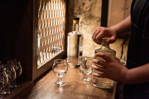 Evolution of Gin and Underground Gin Tasting in Edinburgh
