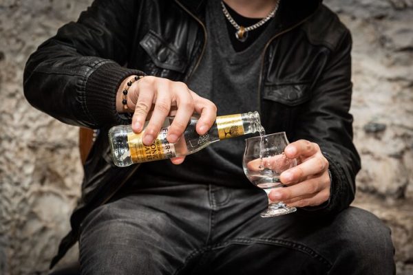 Evolution of Gin and Underground Gin Tasting in Edinburgh - Image 4
